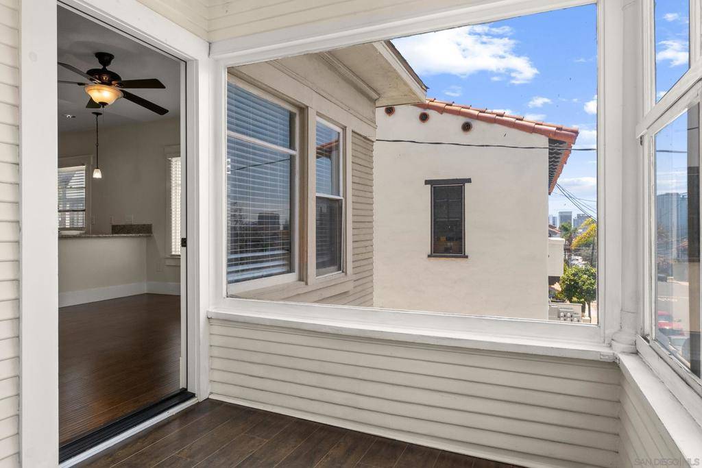San Diego, CA 92101,2257 2Nd Ave #4