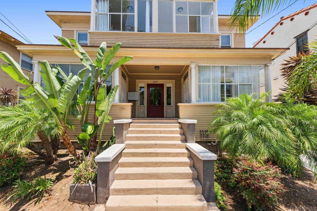 San Diego, CA 92101,2257 2Nd Ave #4