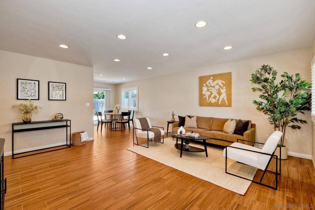 Santee, CA 92071,8850 Ellsworth Cir