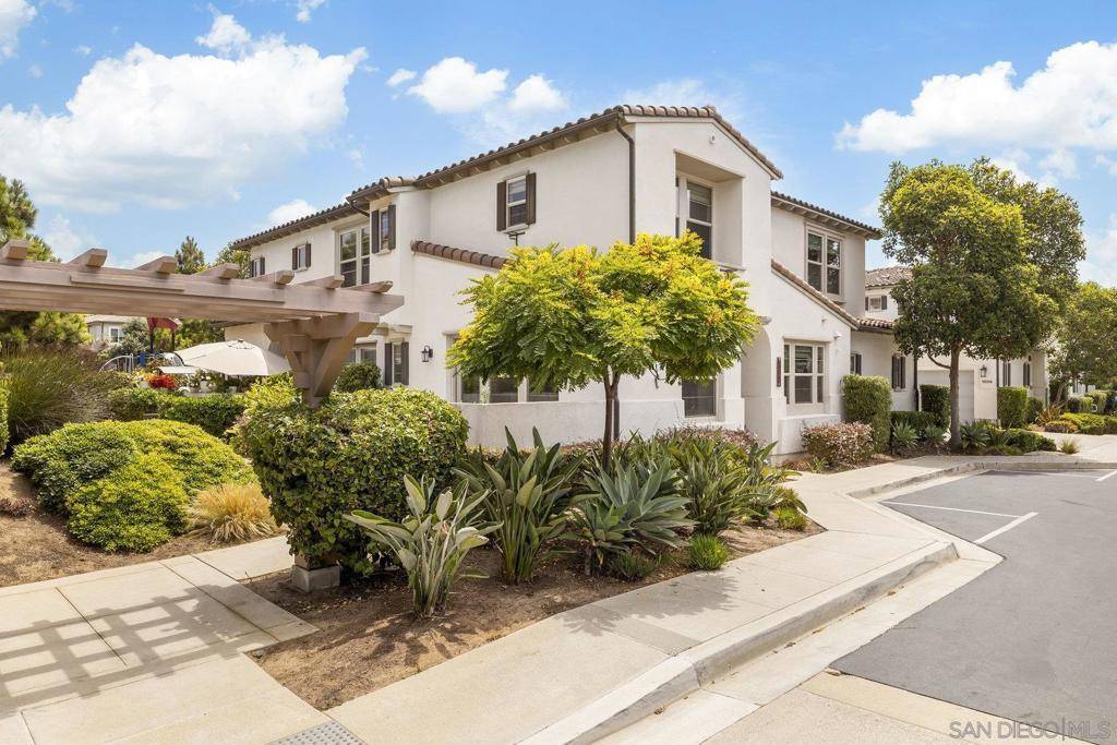 Encinitas, CA 92024,1676 Shorebreak Way