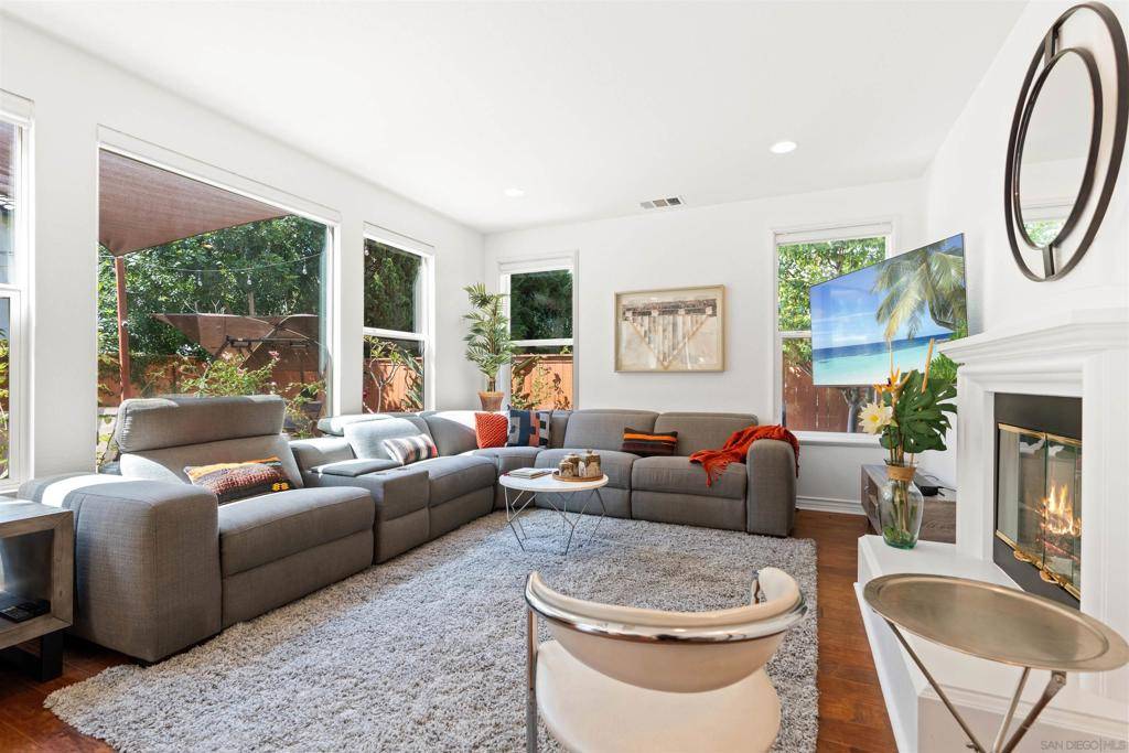 San Marcos, CA 92078,1726 BLUE WATER LANE