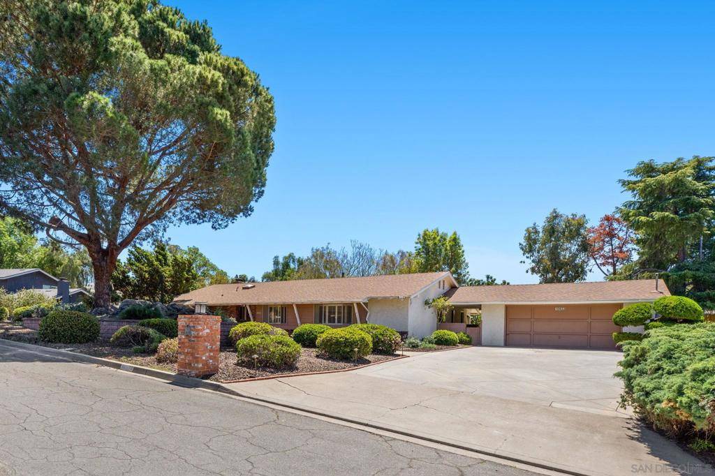 La Mesa, CA 91941,10933 Sunray Pl
