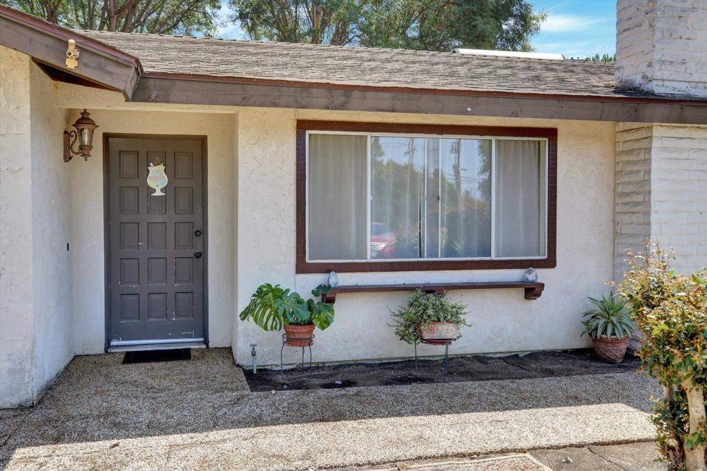 Vista, CA 92084,407 Osborne