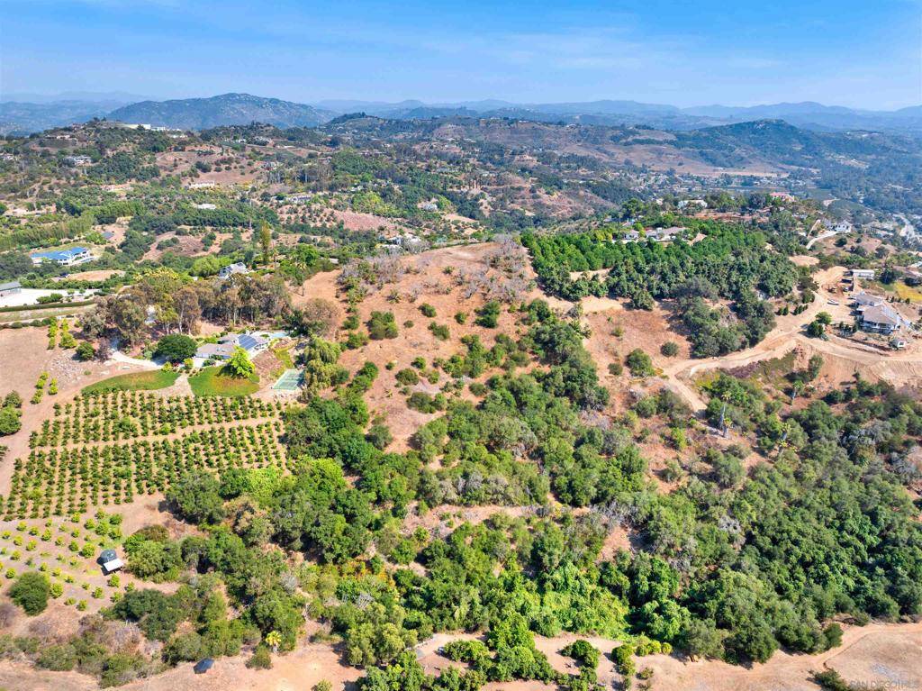 Fallbrook, CA 92028,3240 Via Del Cielo