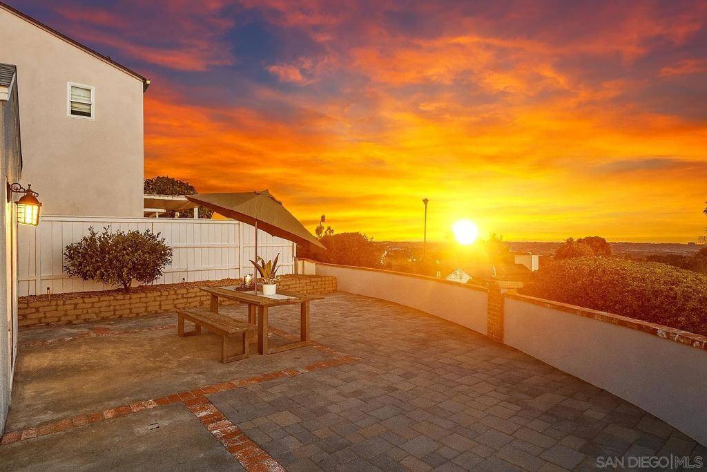 Carlsbad, CA 92010,4503 Carnaby