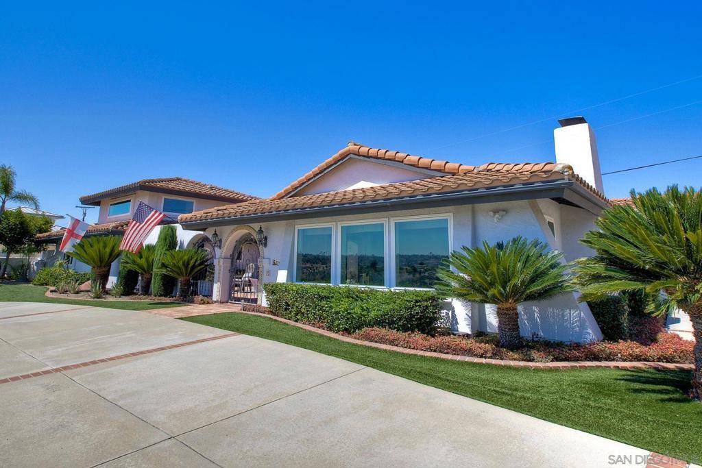 Fallbrook, CA 92028,2064 Santa Margarita Dr.