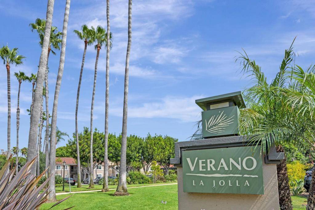San Diego, CA 92122,7405 Charmant Drive #2113