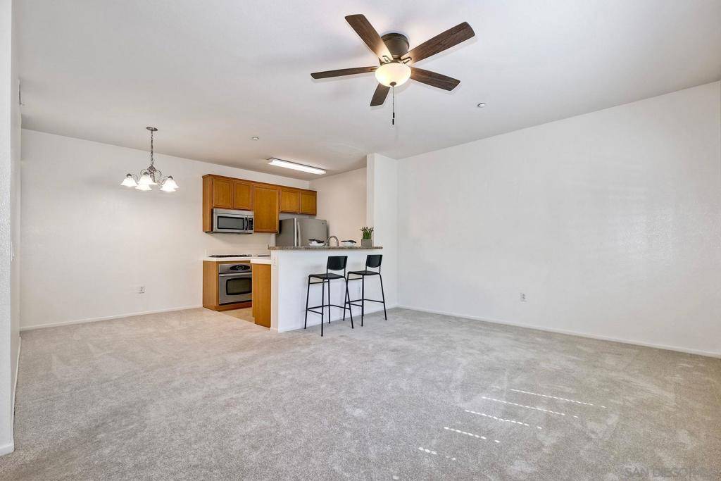 Lakeside, CA 92040,9728 Marilla Dr #402