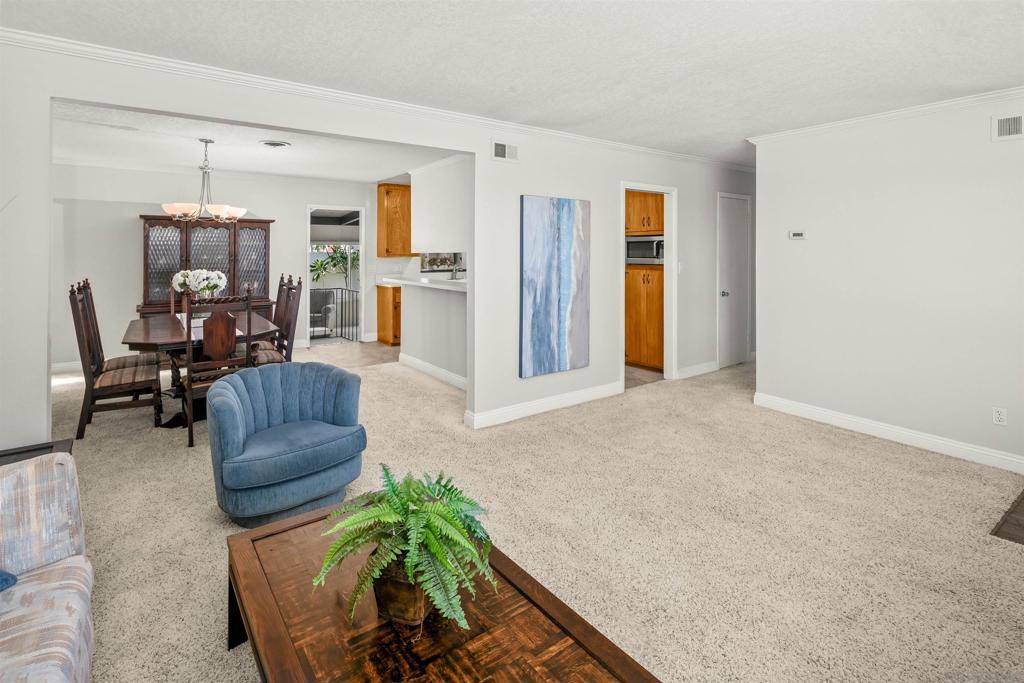 San Diego, CA 92111,7434 Salerno Street