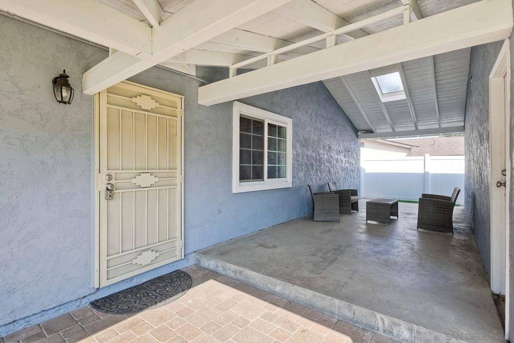 Santee, CA 92071,9158 Heatherdale St
