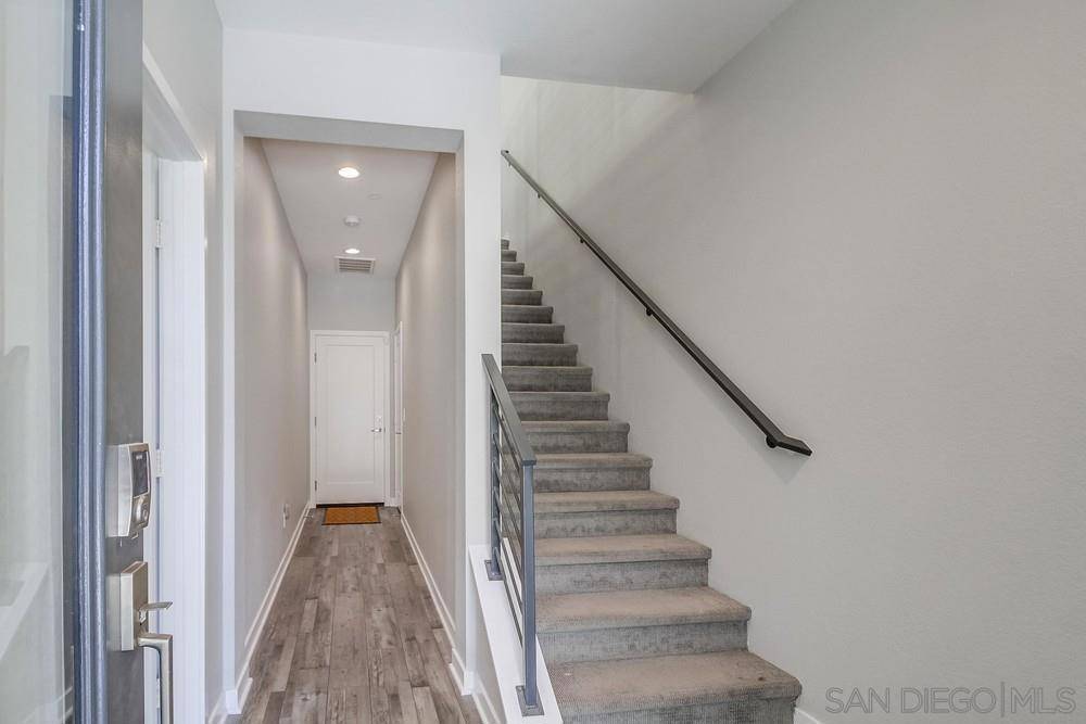 Chula Vista, CA 91915,2092 Tango Loop #2