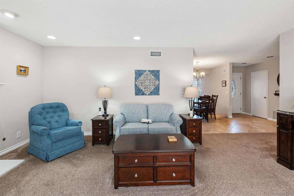 Poway, CA 92064,13423 Tobiasson Rd