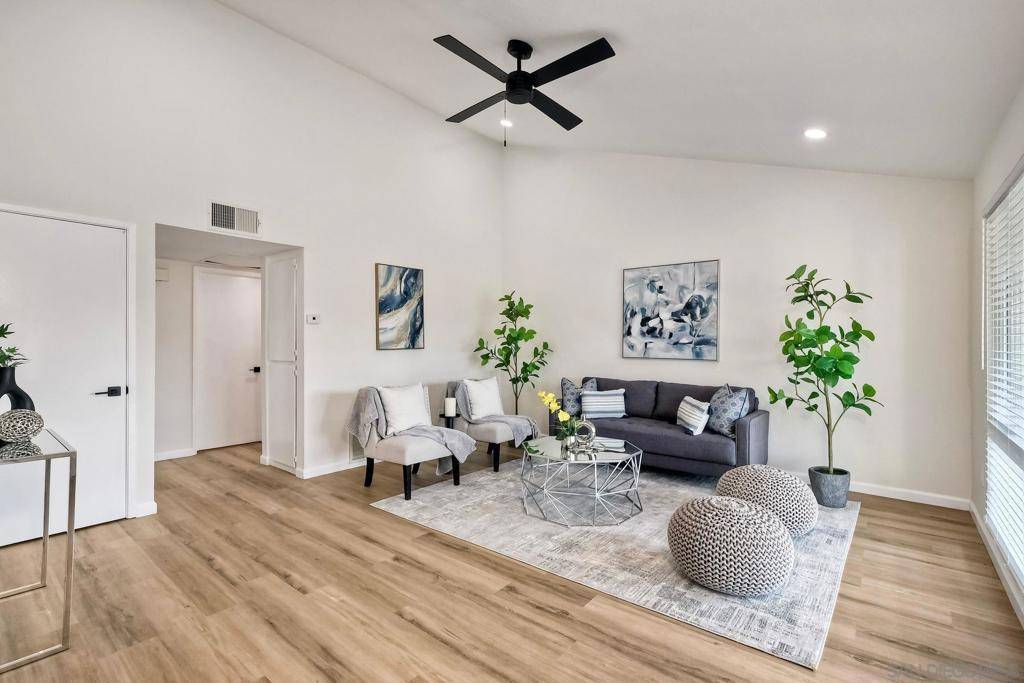 Escondido, CA 92027,1817 E Grand Ave #72