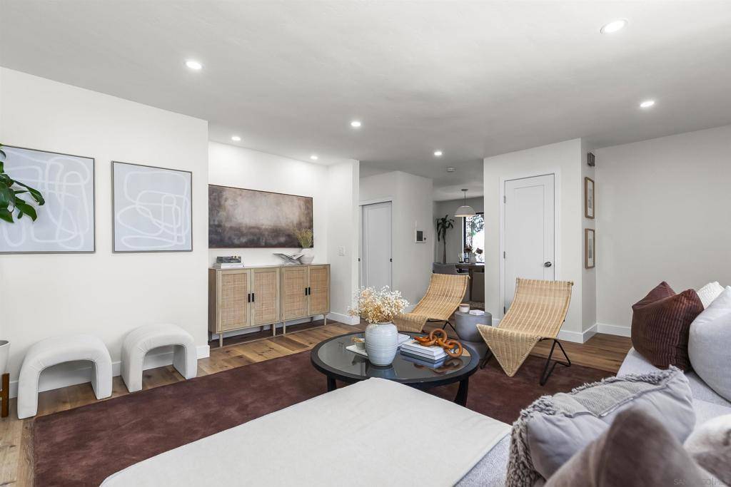 San Diego, CA 92110,4255 Asher Street 49