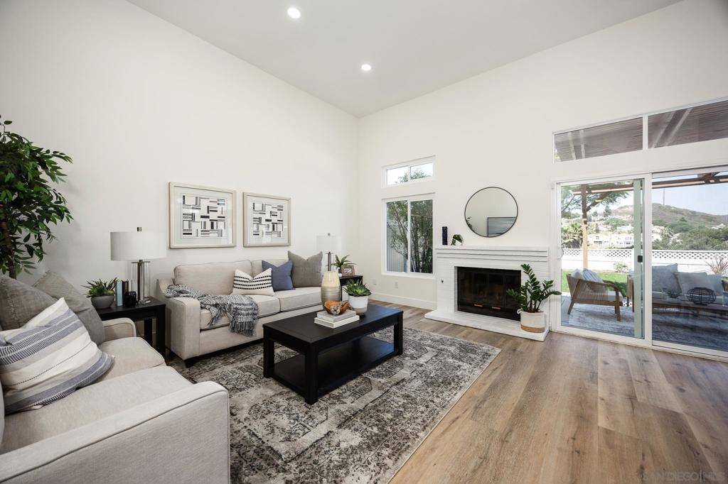San Diego, CA 92127,17636 Azucar Way