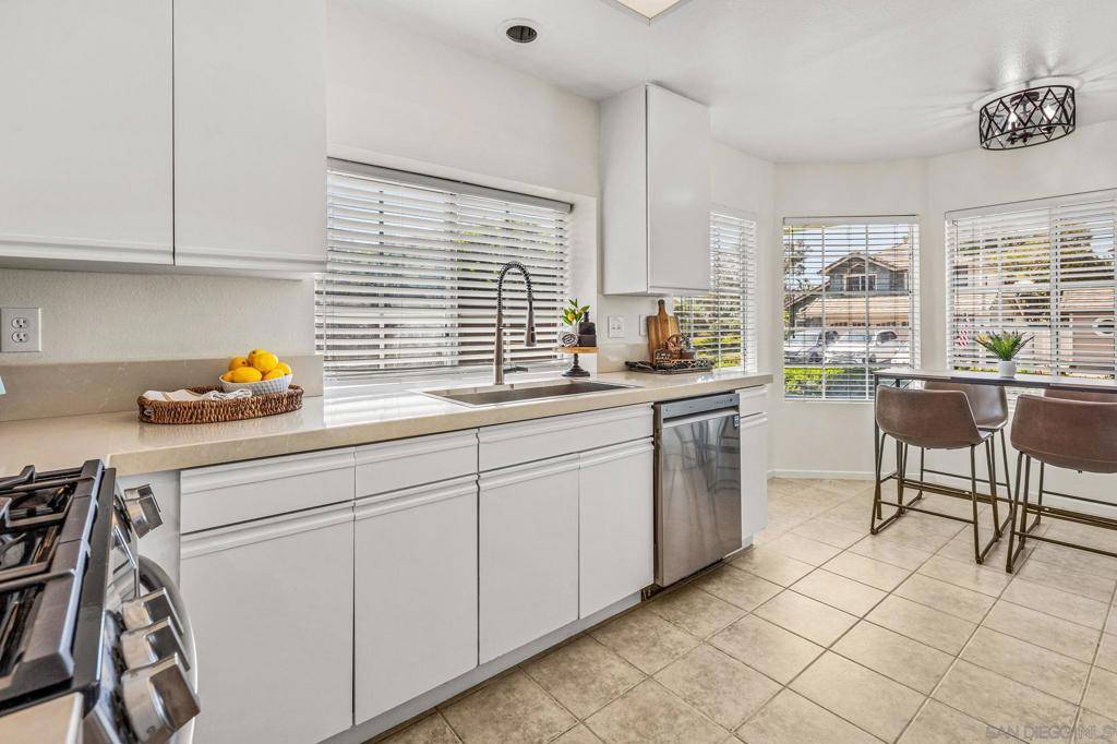 Oceanside, CA 92057,5341 Gooseberry Way
