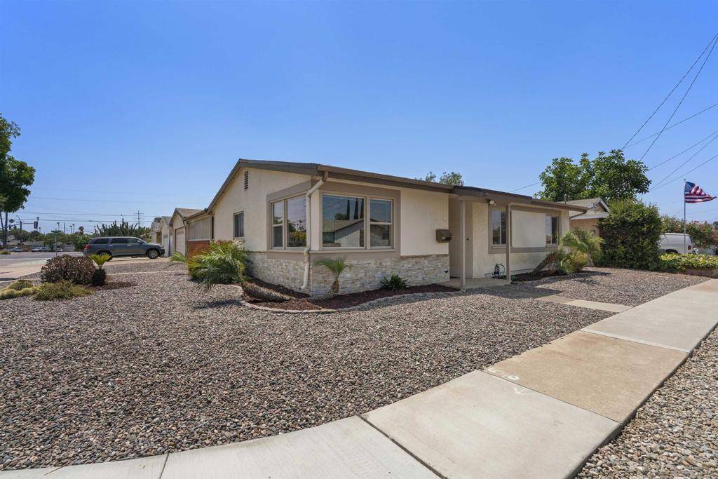 San Diego, CA 92117,5073 MOUNT DURBAN DR