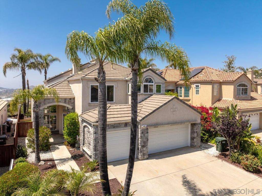 Escondido, CA 92026,2292 Rock Crest Gln