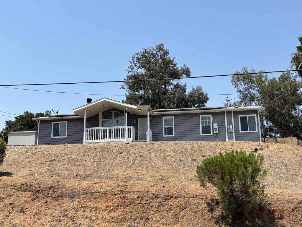 El Cajon, CA 92021,13114 Aurora Dr