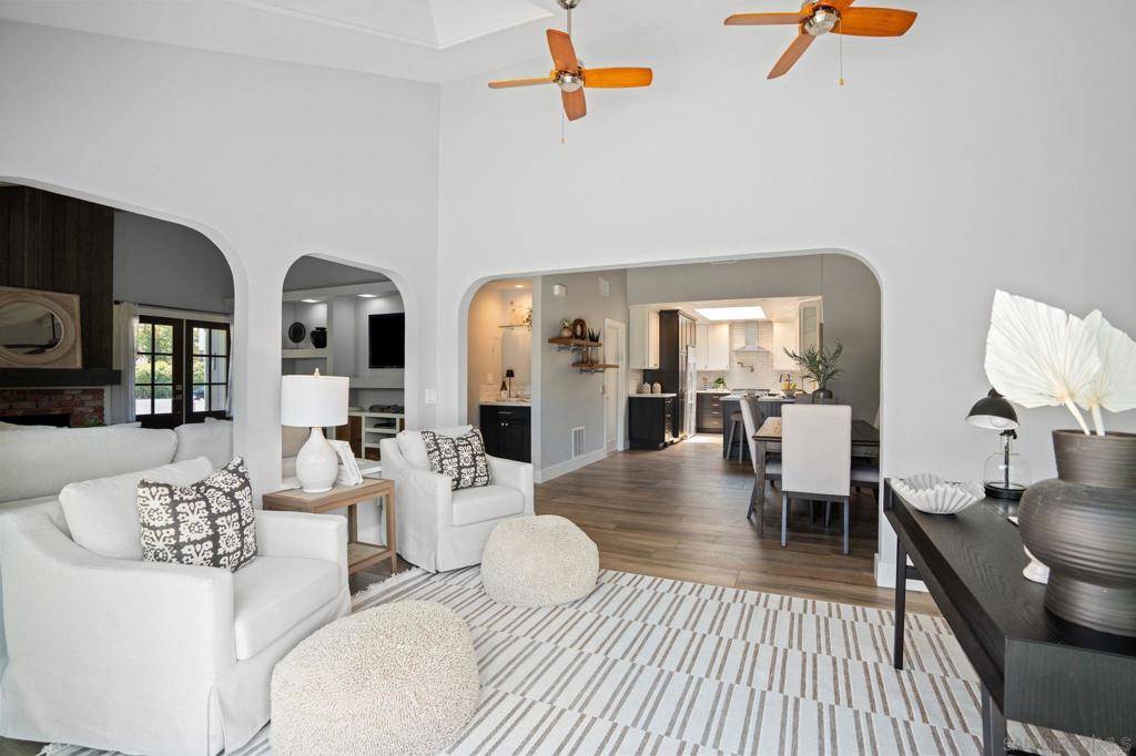 Carlsbad, CA 92009,3105 Madera Ct