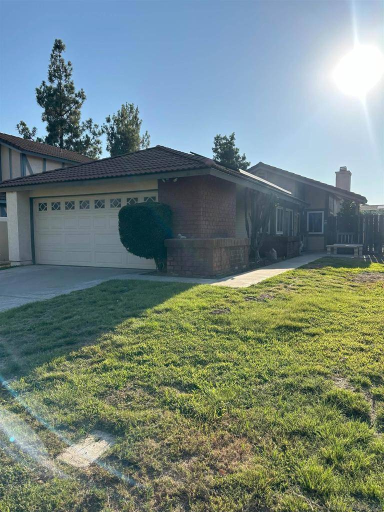 Escondido, CA 92025,2175 Charise