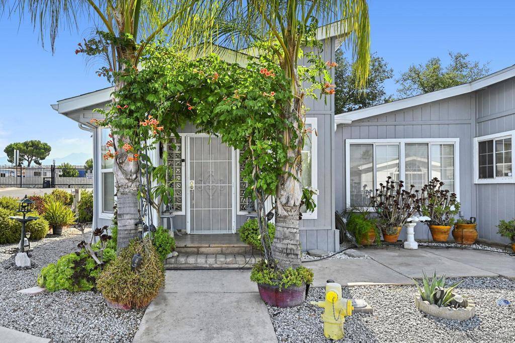 Hemet, CA 92543,1410 Martinique Drive