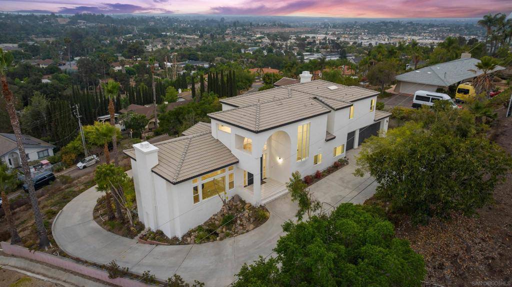Vista, CA 92084,1522 Maxwell Lane