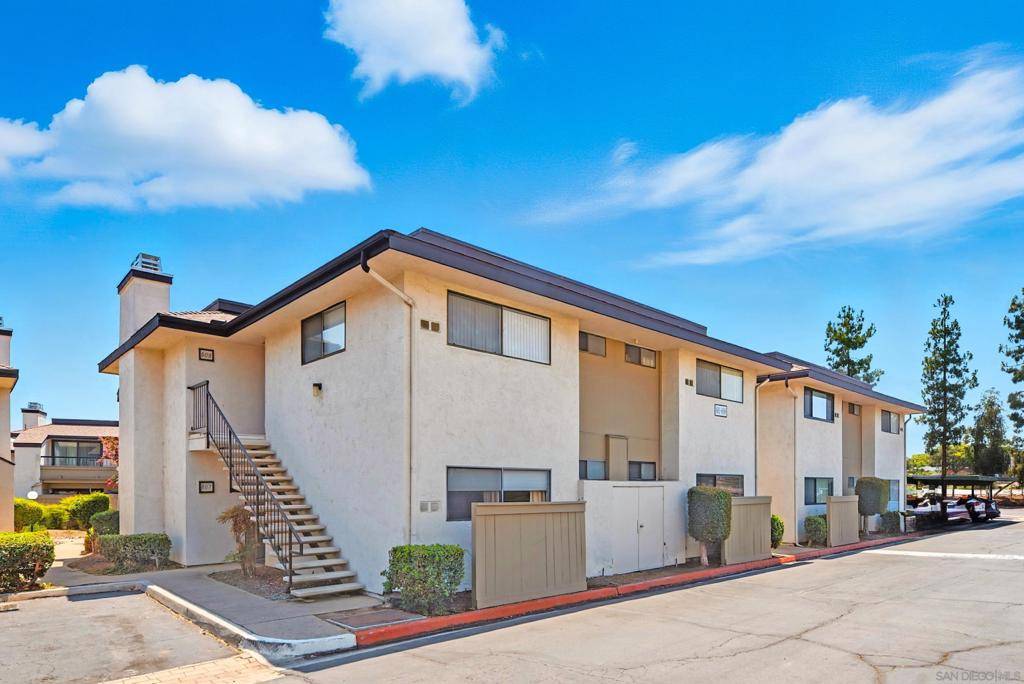 Escondido, CA 92025,450 W Vermont Ave #807