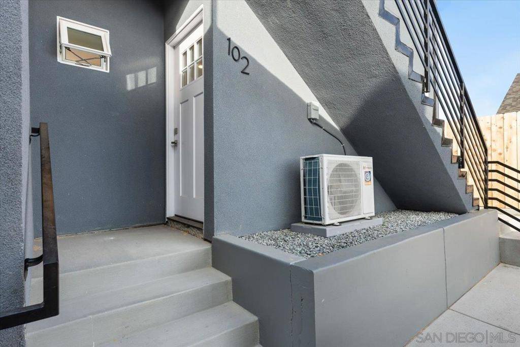 San Diego, CA 92103,2715 Columbia Street