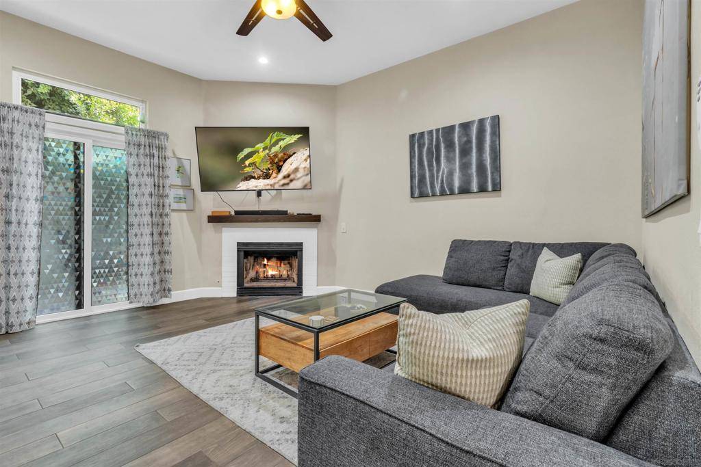 San Diego, CA 92116,4673 Alabama St #5
