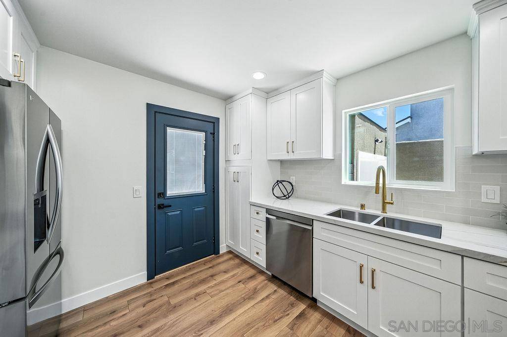 San Diego, CA 92104,4115 Wabash Avenue