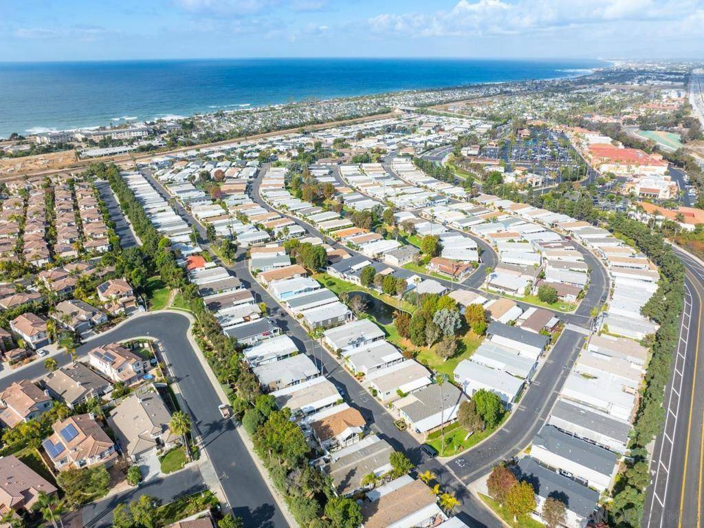 Carlsbad, CA 92011,7144 Santa Rosa Street #86