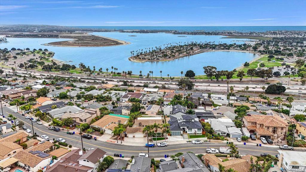 San Diego, CA 92117,3226 Lloyd St