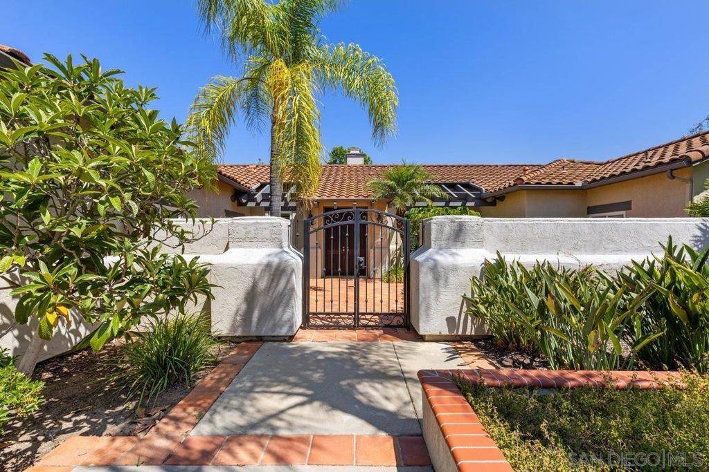 Escondido, CA 92029,2084 Roberts Pl