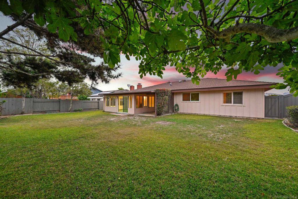 San Diego, CA 92122,3117 Mercer Ln