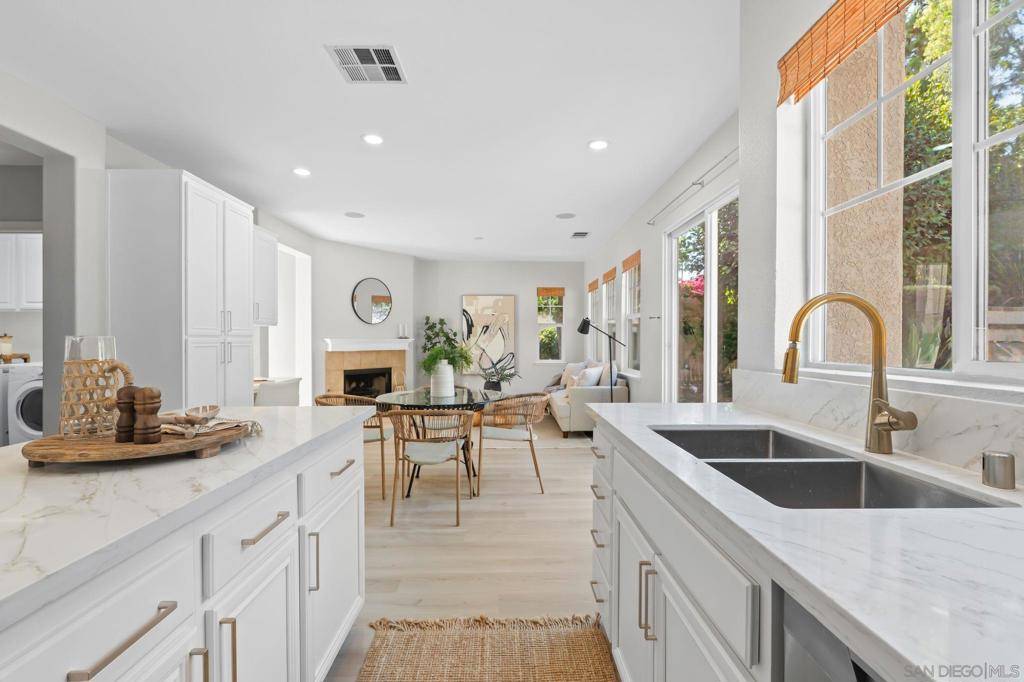 San Marcos, CA 92078,950 Prism Dr