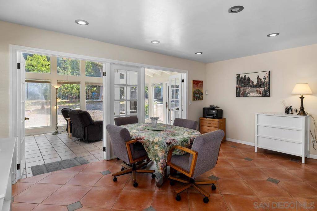 Chula Vista, CA 91910,1387 Don Carlos Ct