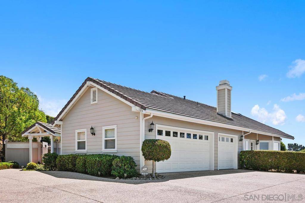 San Marcos, CA 92078,1324 Vista Colina Dr