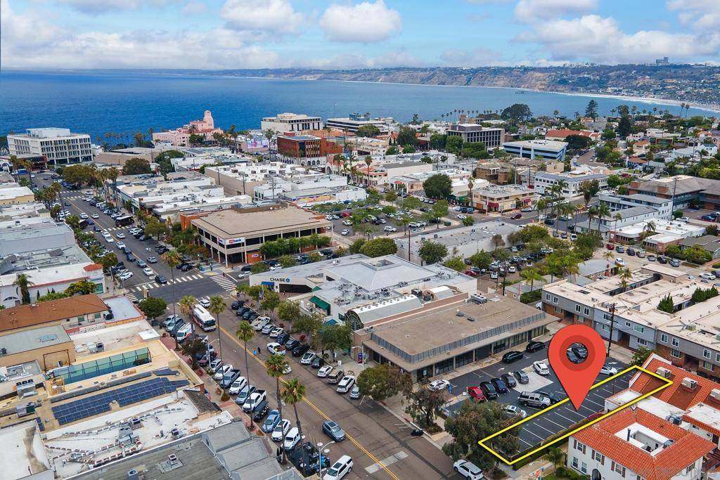 La Jolla, CA 92037,7733 Girard Ave