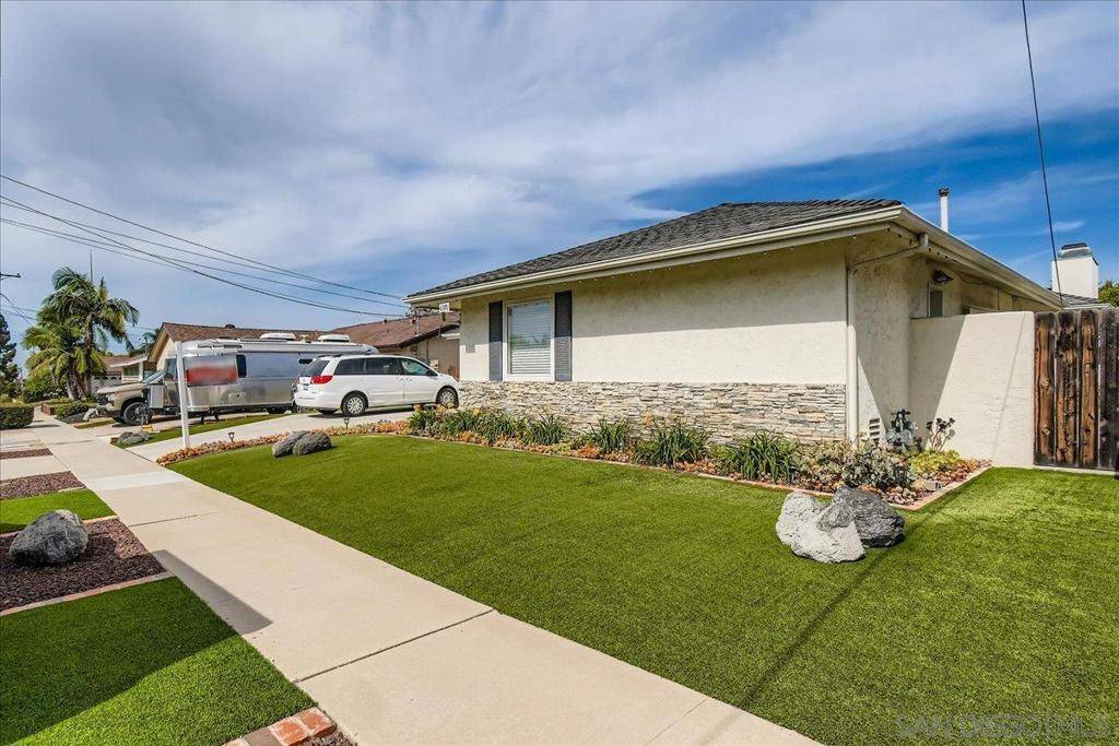 San Diego, CA 92119,6370 Lake Kathleen Avenue