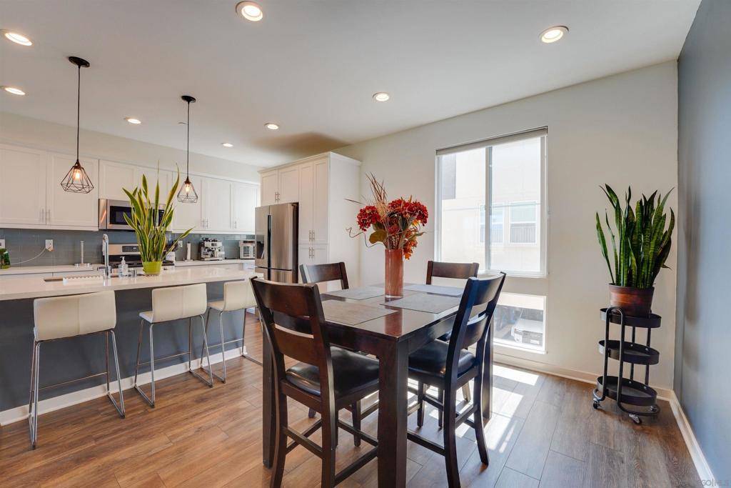 Chula Vista, CA 91915,2376 ELEMENT WAY #3