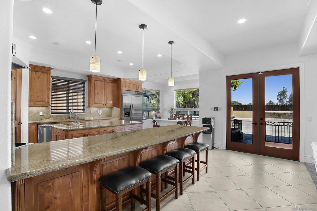 Murrieta, CA 92562,42425 Ivy Street