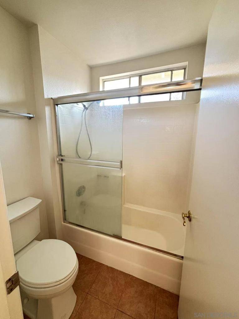 San Diego, CA 92111,3525 Caminito Carmel Landing