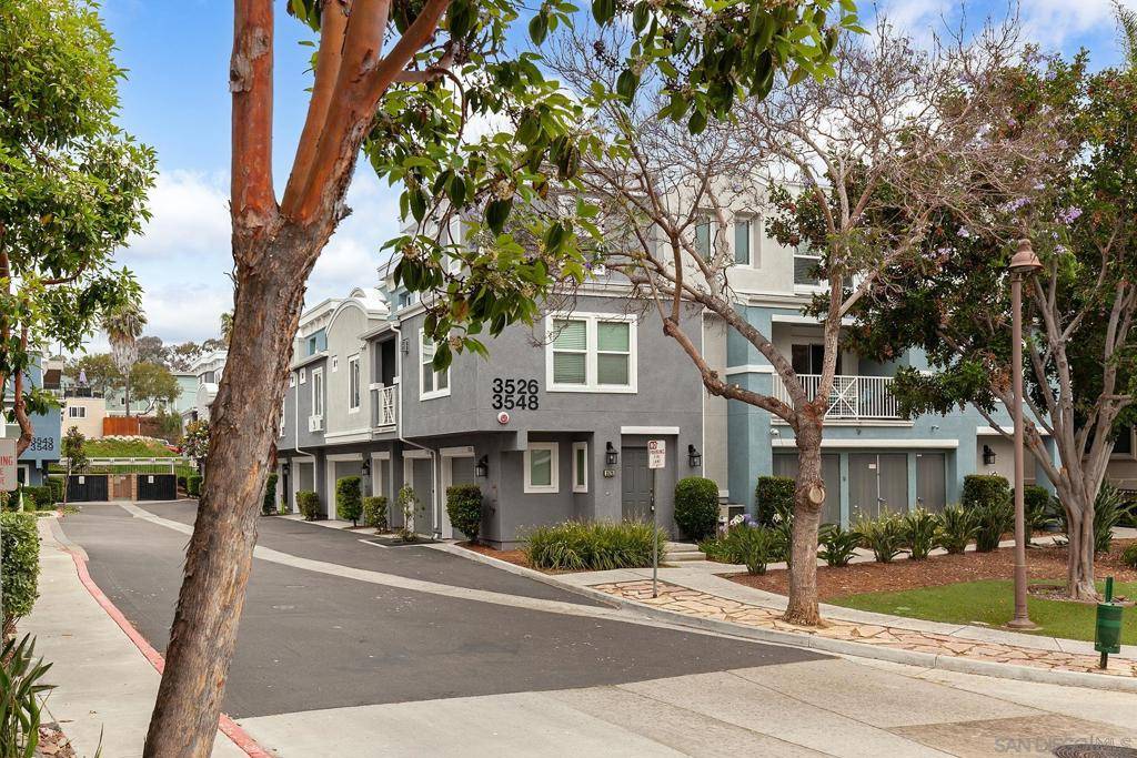 San Diego, CA 92106,3528 Shoreline Bluff Ln