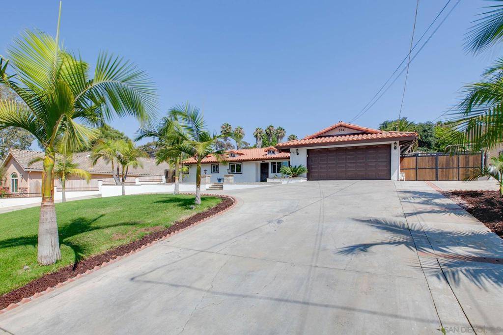 Vista, CA 92081,704 Matagual Dr