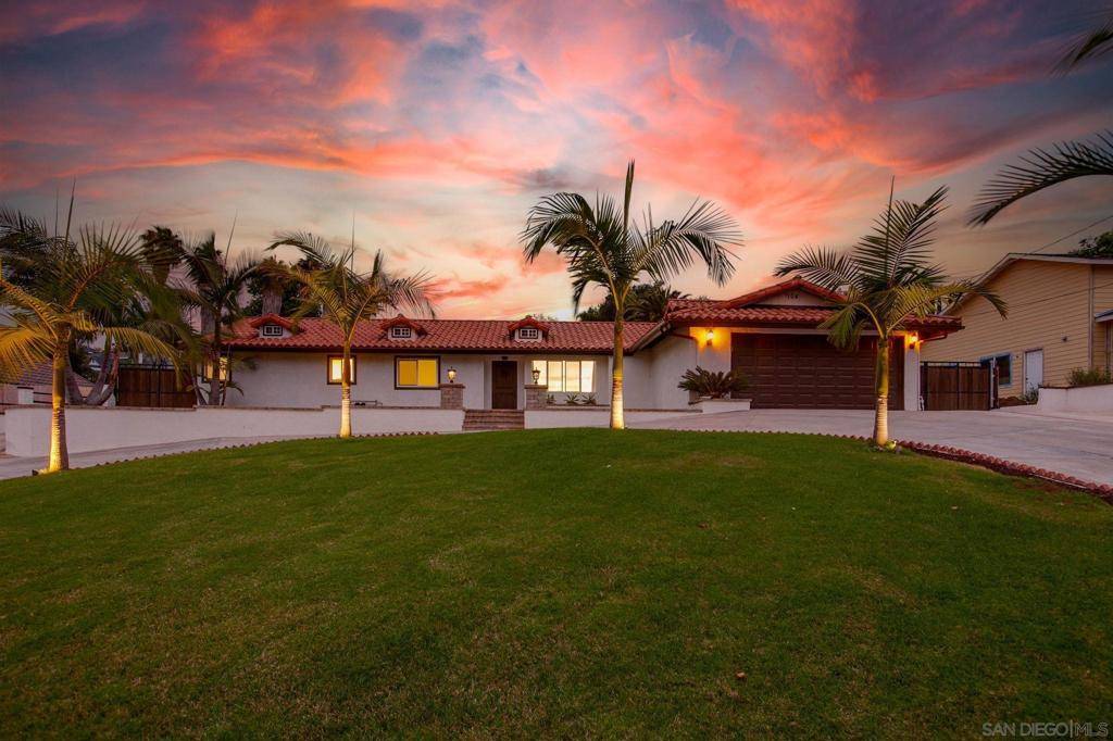 Vista, CA 92081,704 Matagual Dr