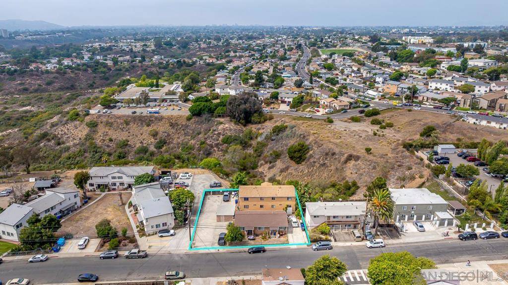 San Diego, CA 92111,6736 Kelly St.