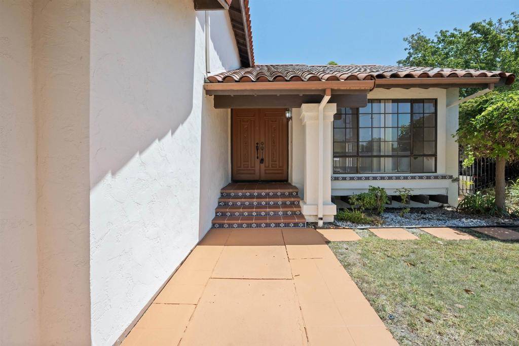 San Diego, CA 92128,16205 Via Embeleso