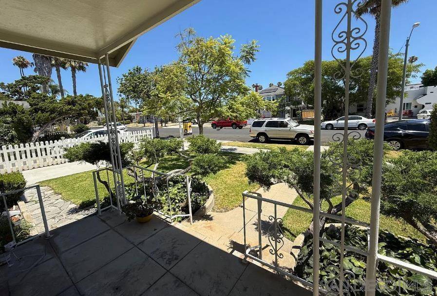 San Diego, CA 92116,4744 Idaho St