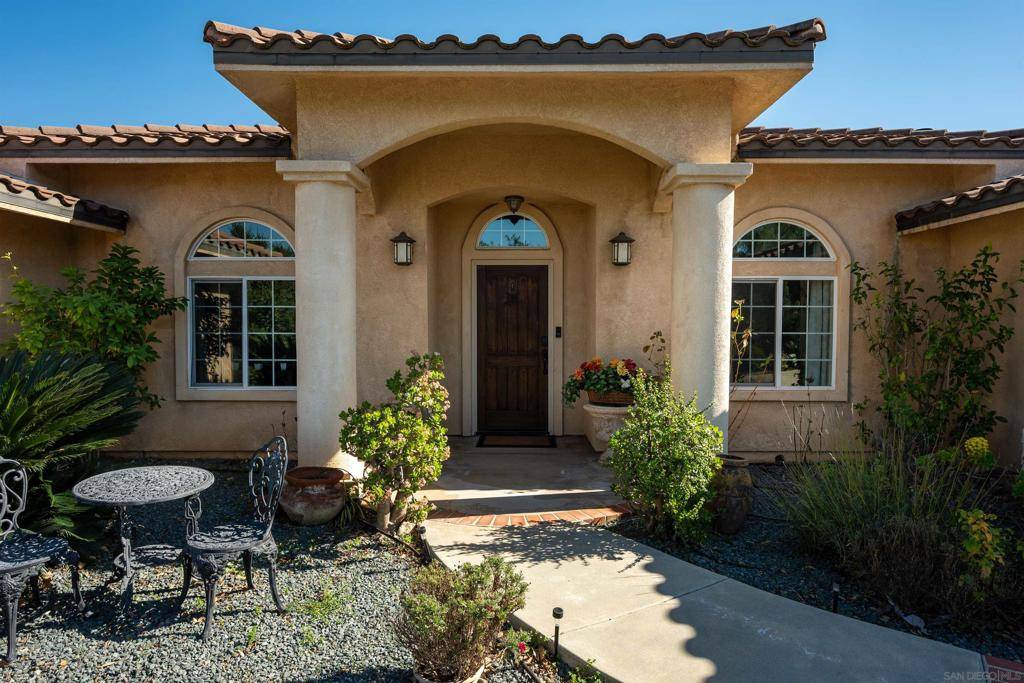 El Cajon, CA 92021,1152 Stoneridge Dr.